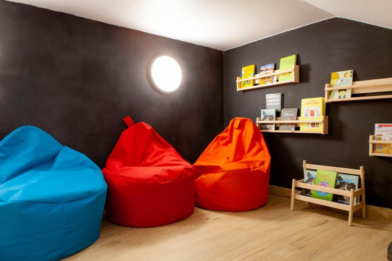 Hostel Montessori 그단스크 외부 사진